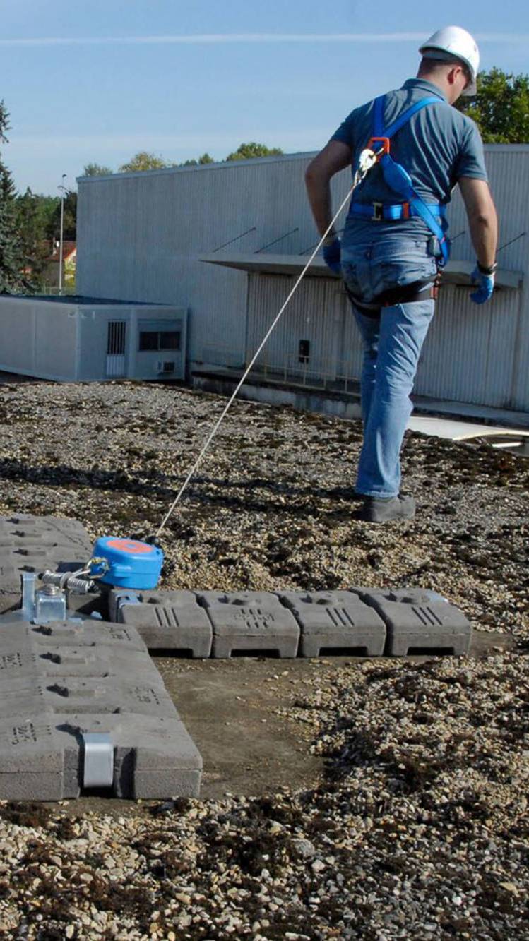 Dispositivi di ancoraggio tipo E: