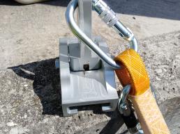 caduta in fase di accesso