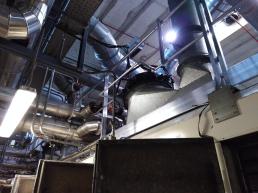 caduta da macchinari