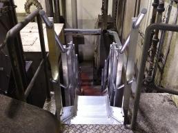 caduta da macchinario