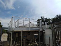 caduta da macchinario